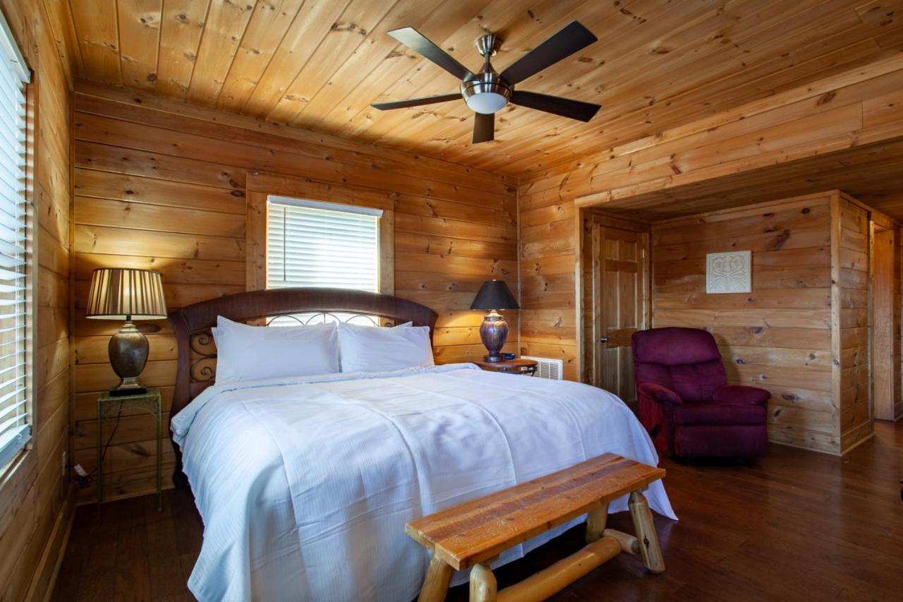 Home Sweet Hideaway Retreat Near ピジョンフォージ エクステリア 写真