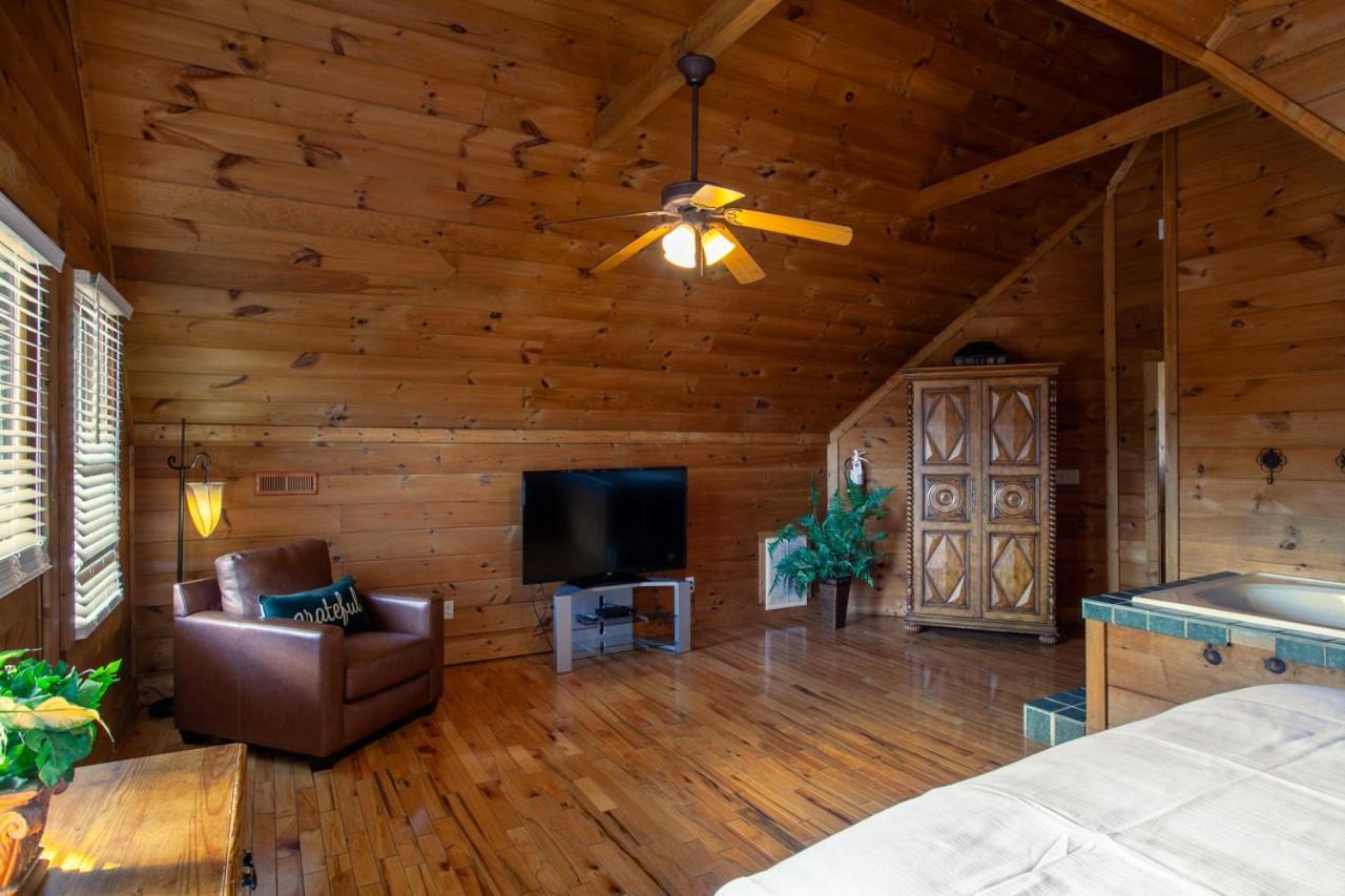 Home Sweet Hideaway Retreat Near ピジョンフォージ エクステリア 写真